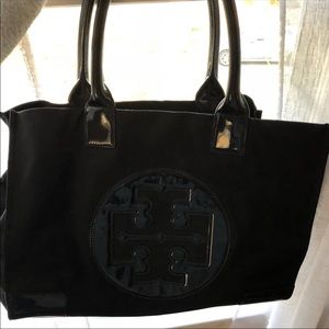 Tory Burch Ella Tote, size large-great condition!